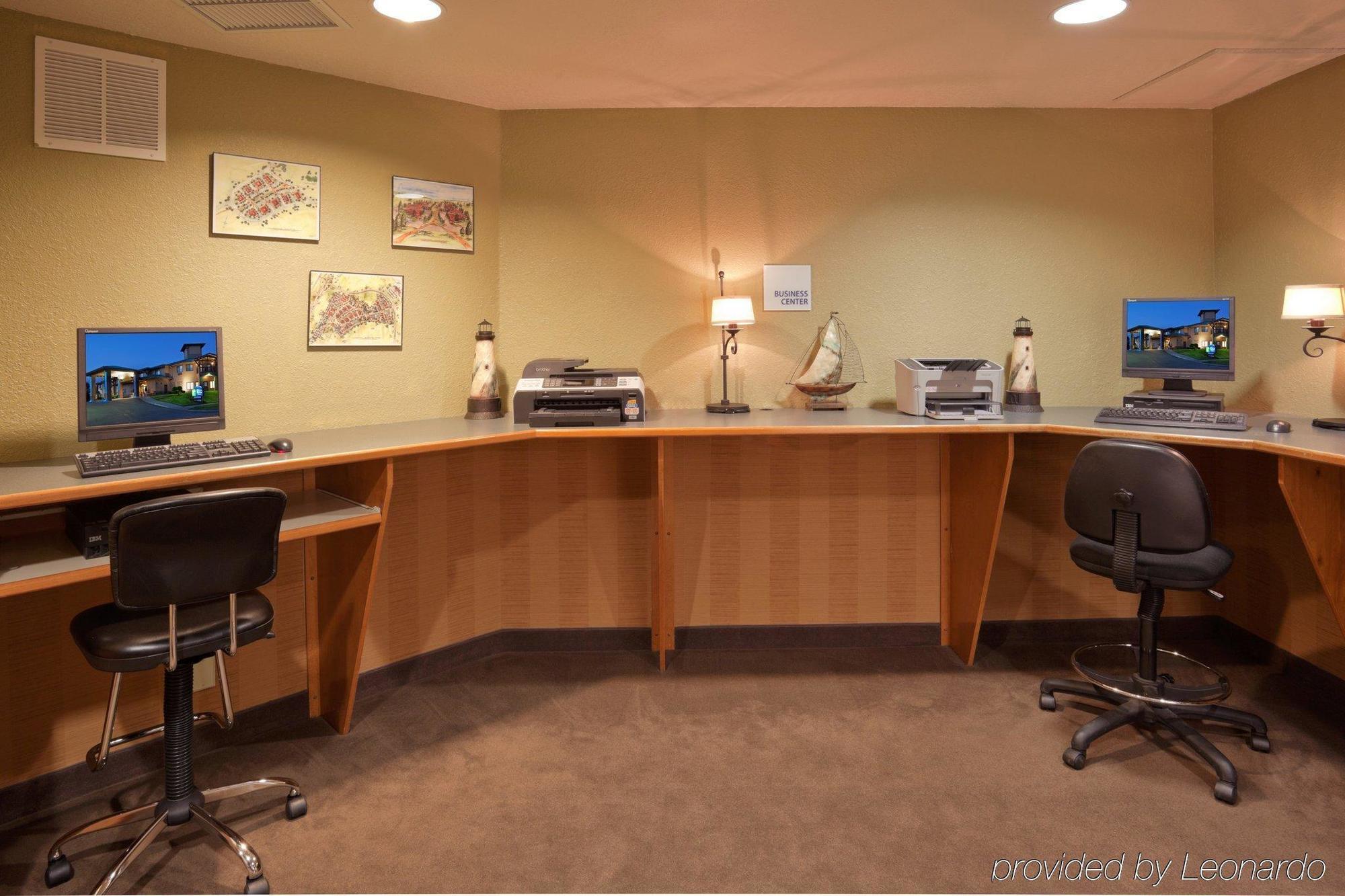 Holiday Inn Express Hotel & Suites Arcata/Eureka-Airport Area By Ihg McKinleyville Facilidades foto