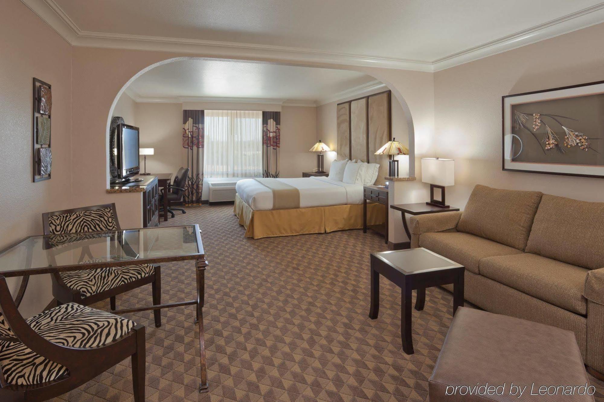 Holiday Inn Express Hotel & Suites Arcata/Eureka-Airport Area, An Ihg Hotel McKinleyville Habitación foto