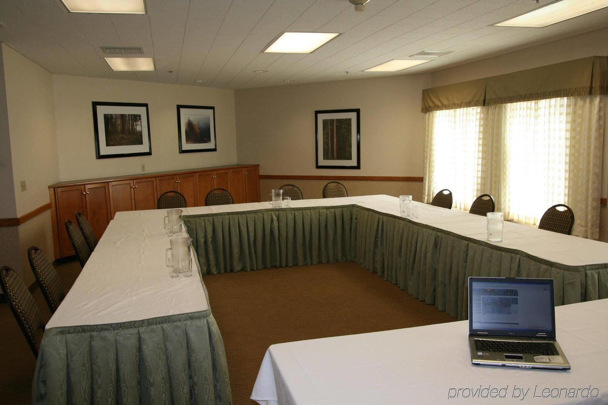 Holiday Inn Express Hotel & Suites Arcata/Eureka-Airport Area By Ihg McKinleyville Facilidades foto
